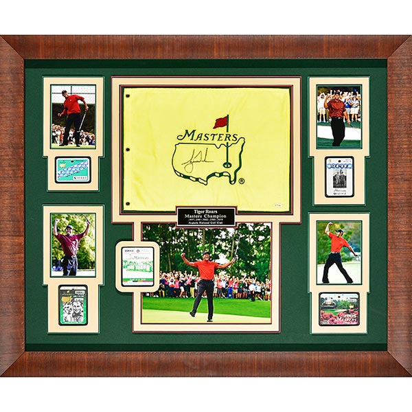 "Millionaire Gallery Tiger Woods - 5 time マスターズ　ゴルフ チャンプ スパイクion-Signed Flag"